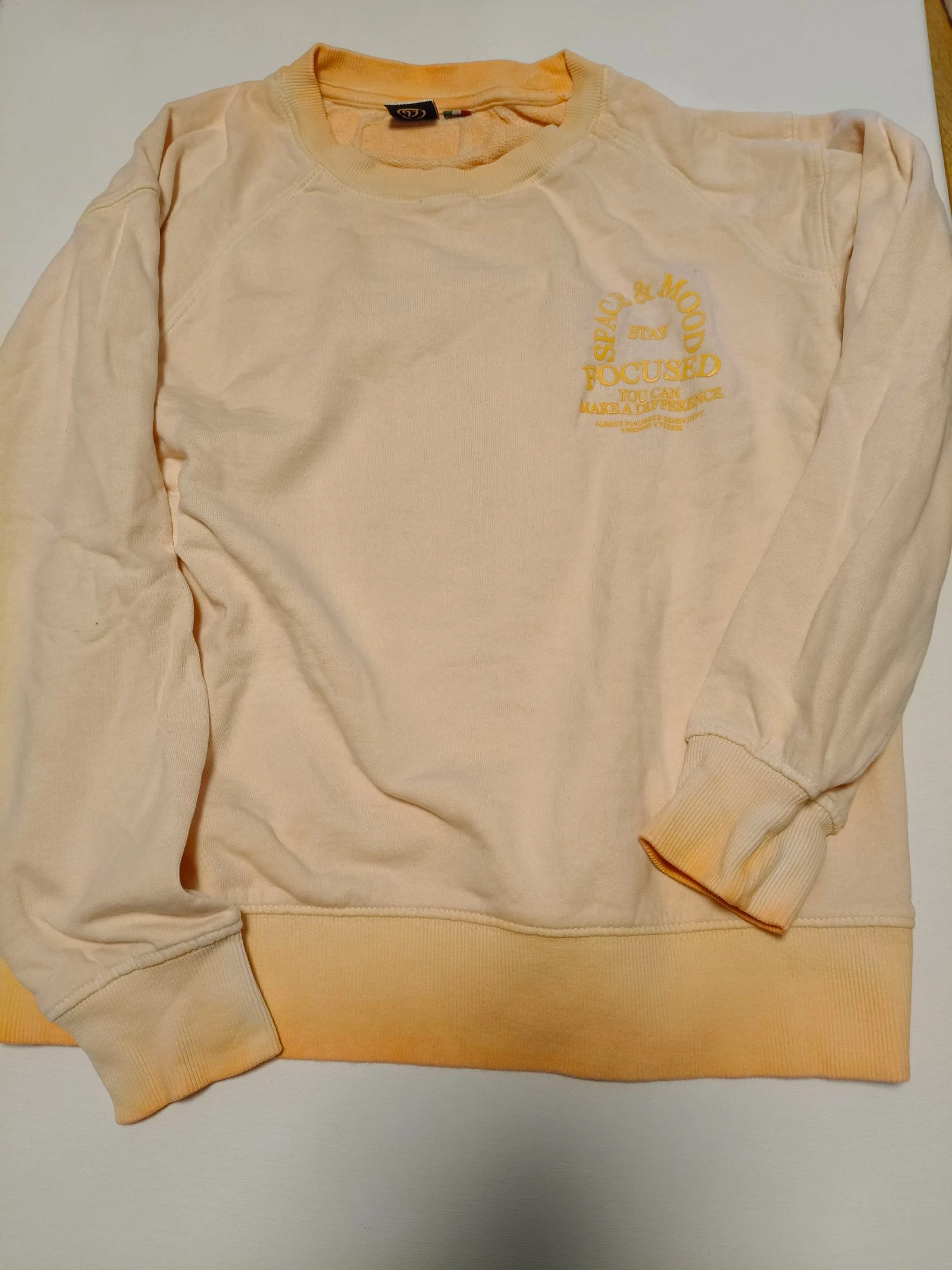 Vingino sweater maat 140